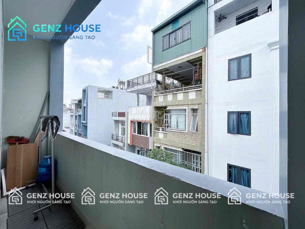 A room with a guard, a balcony, furniture with a new H.