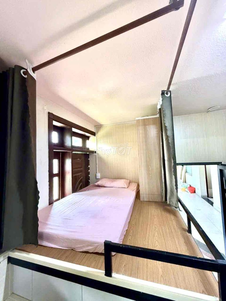 High school dorms, right on Lang, industry, ntt.