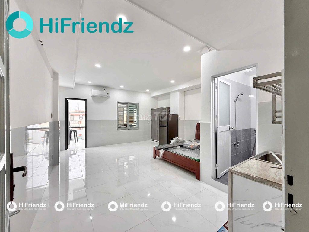 The apartment is full of super-high balcony furniture, super open Tên Lửa.