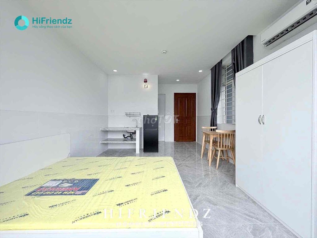 The balcony studio is a big, super-beautiful interior near ueh cs N, dedicated literary college
