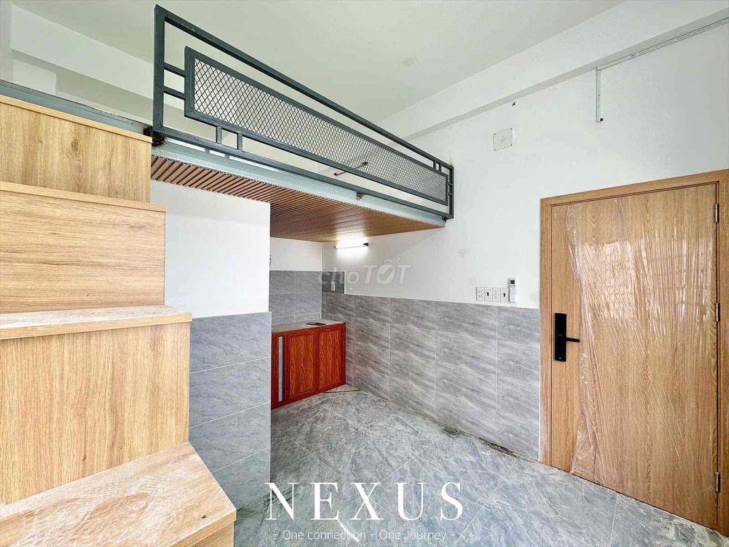 Rent a cheap hotel, ready the air conditioning, plus a positive Lê Đức Thọ.