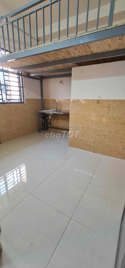 Rent service apartment right now.