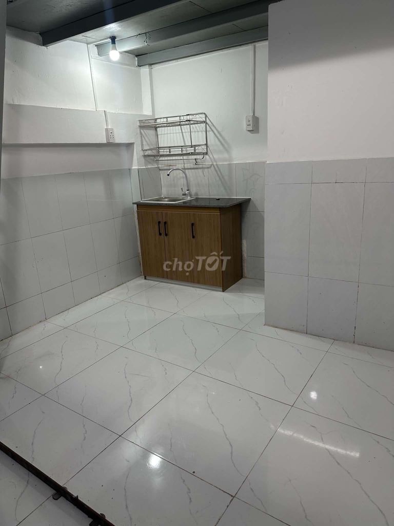 empty room near kcn Lê Minh Xuân, Trần Đại Nghĩa