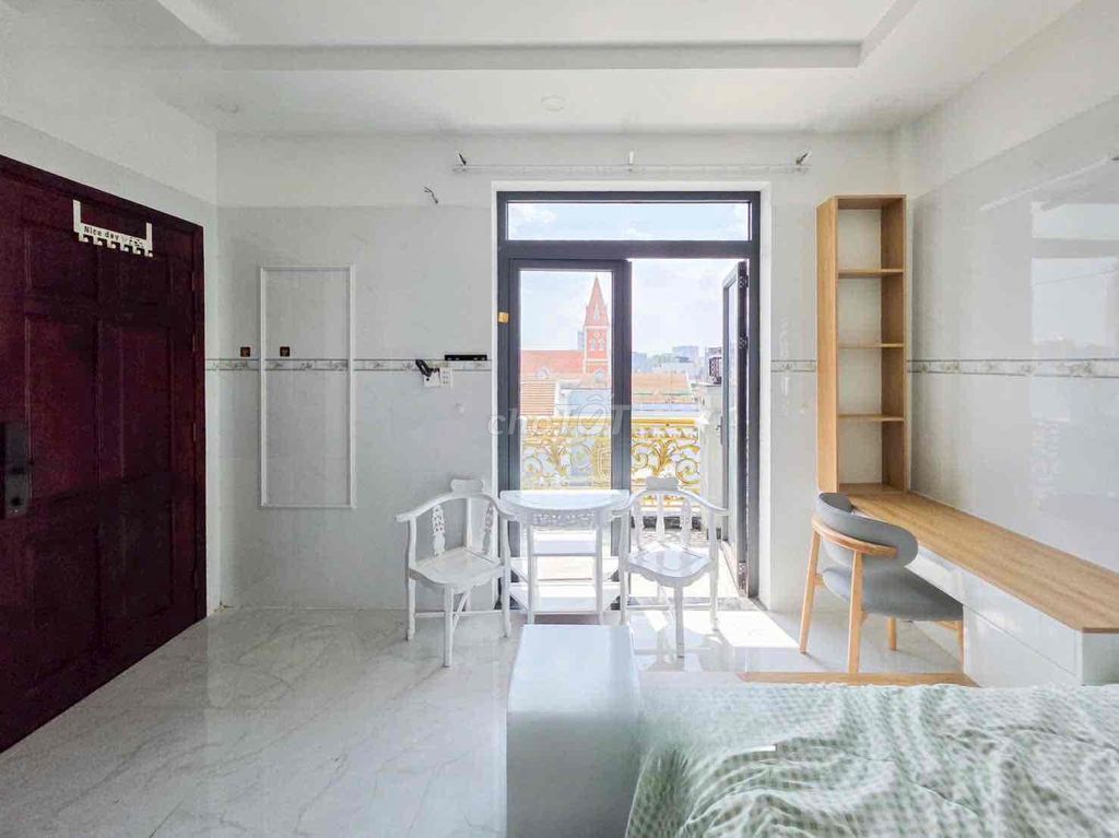 Phạm Hữu Lầu interior room - pay is equal to District 7
