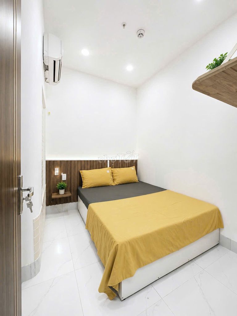 Bình Thạnh hotel is five million.