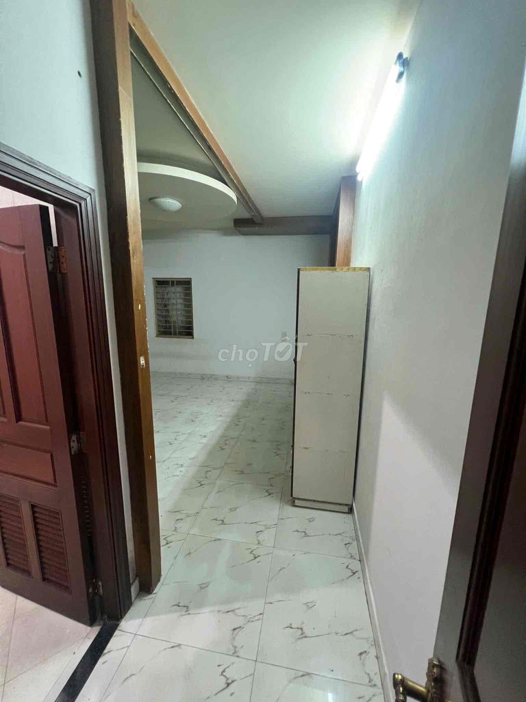 renting in all the comforts of the new district