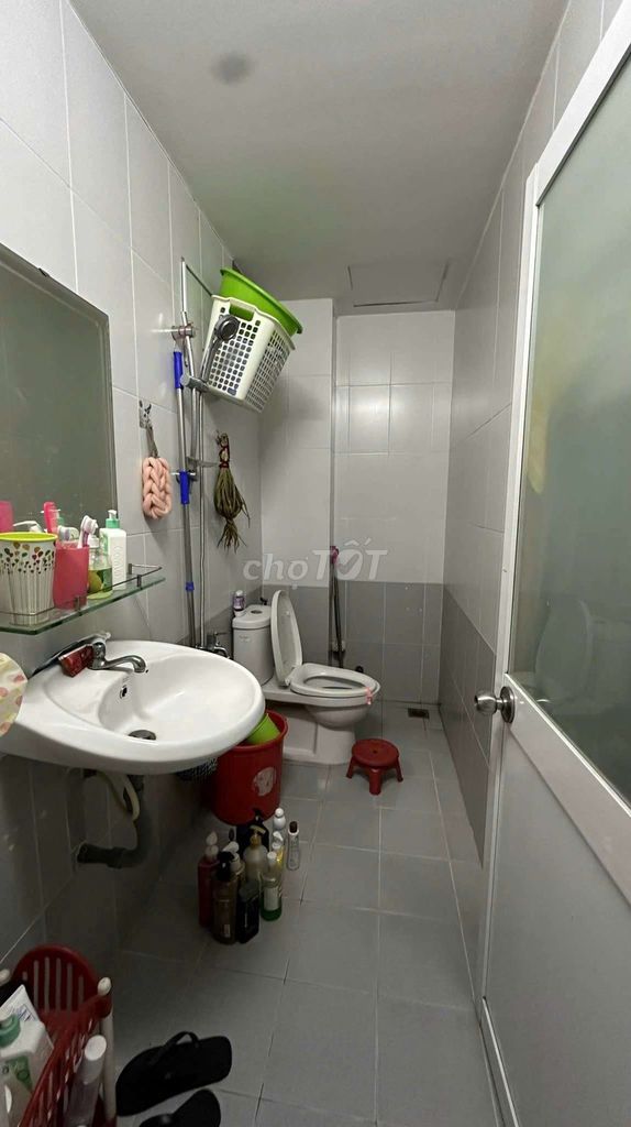 Room 20 meters, private bathroom, government-private power. Bình Thạnh