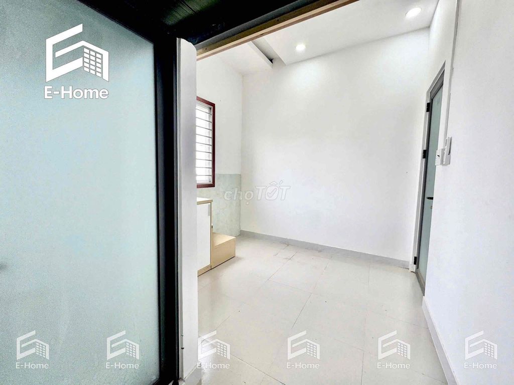 full of new box dam furniture 100%