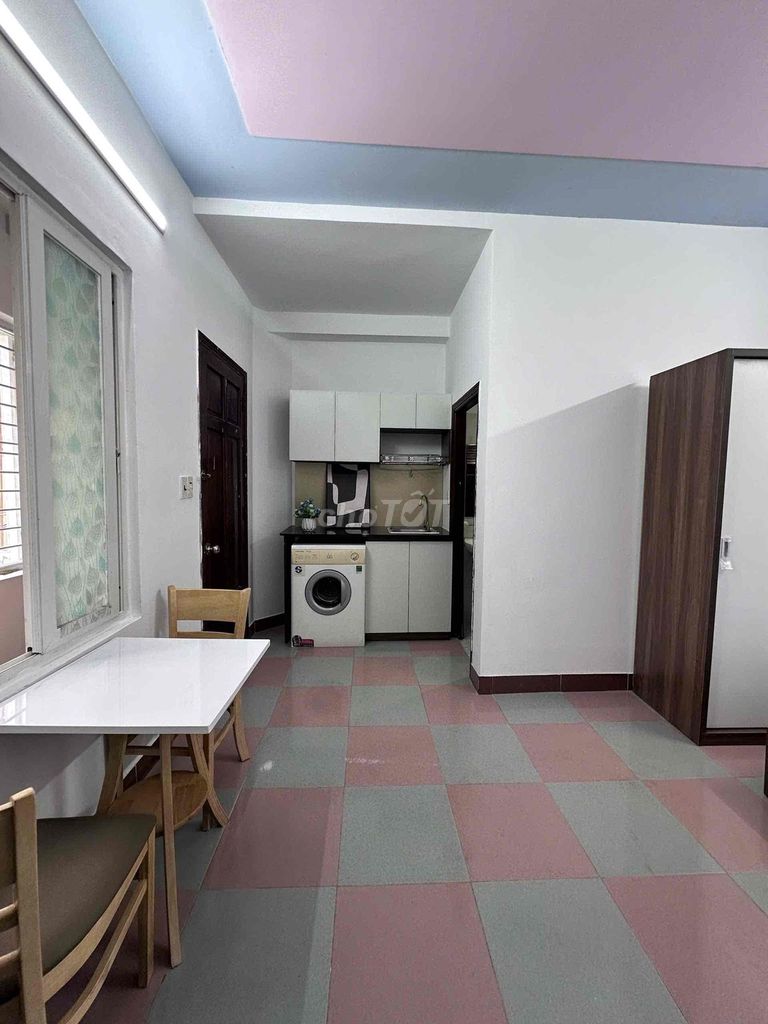 Studio of the sky window full of private washing machines 100% right into the Chinese village