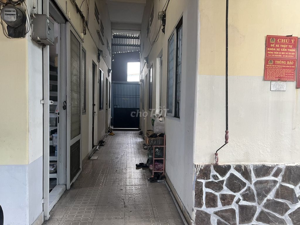 Rent a motel in District 7, Trần Văn Khánh.