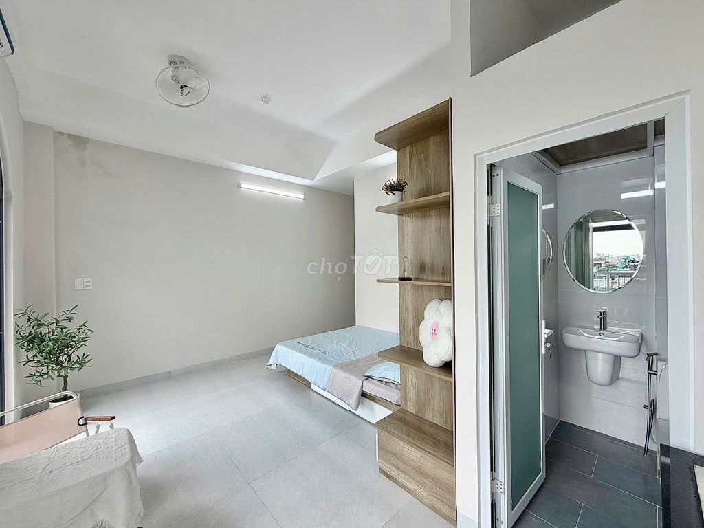 Rent room 4 million and 5 million.