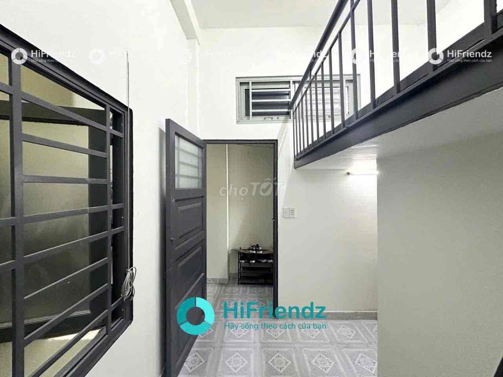 1 P available - ready air conditioning close to the dedication literature