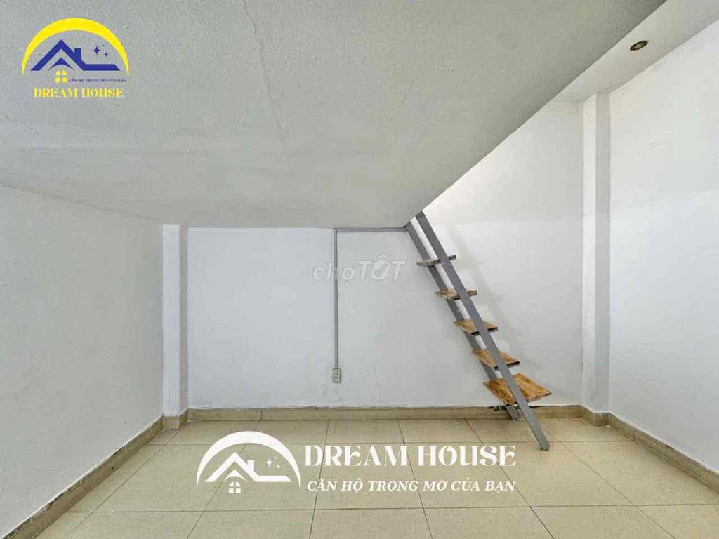 The living room is right near Bình Tân Hospital.