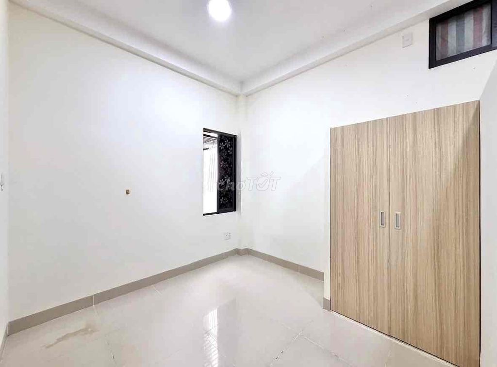 Bùi Đình Tuý - gtvt - hutech - uef - new room Bình Thạnh center