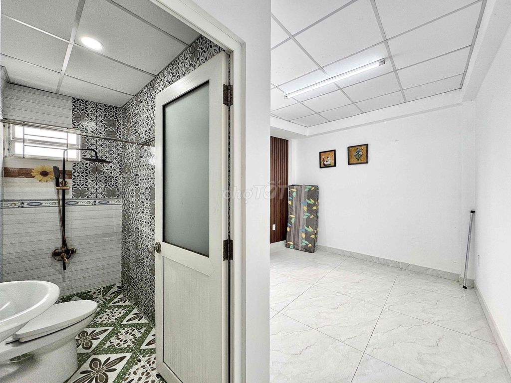 rent a window to Quang Trung Gò Vấp