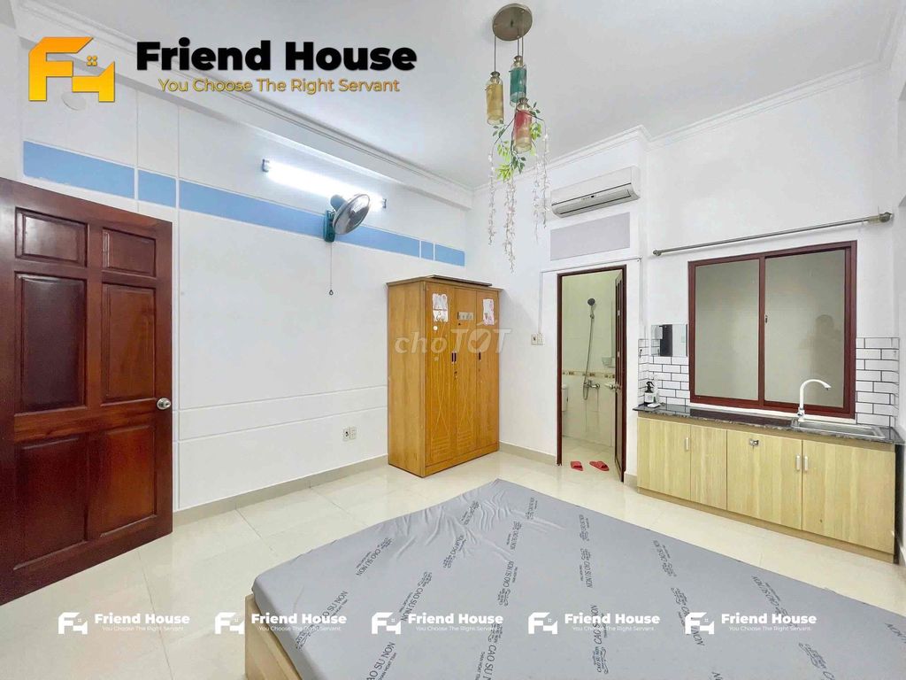 Super beautiful studio - interior available - near flower cv village