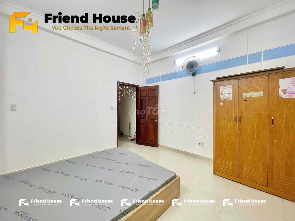 Super beautiful studio - interior available - near flower cv village