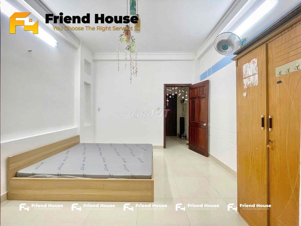 Super beautiful studio - interior available - near flower cv village