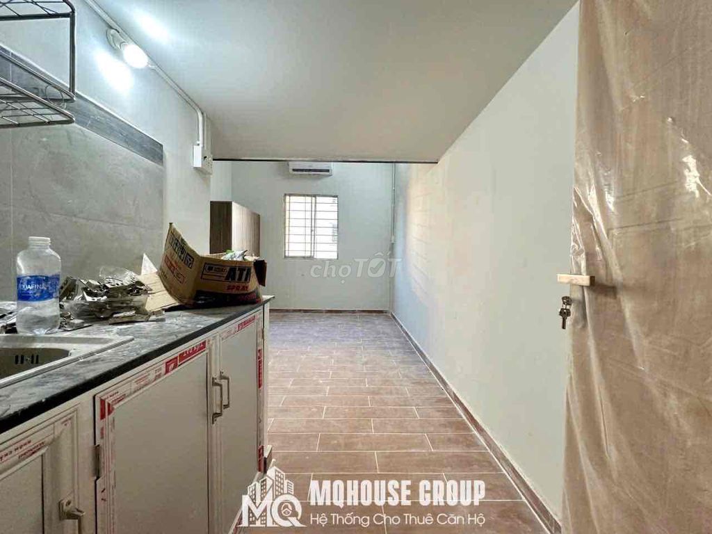The boarding room near nttu, Oyah, Emart, is a dilapidated room.