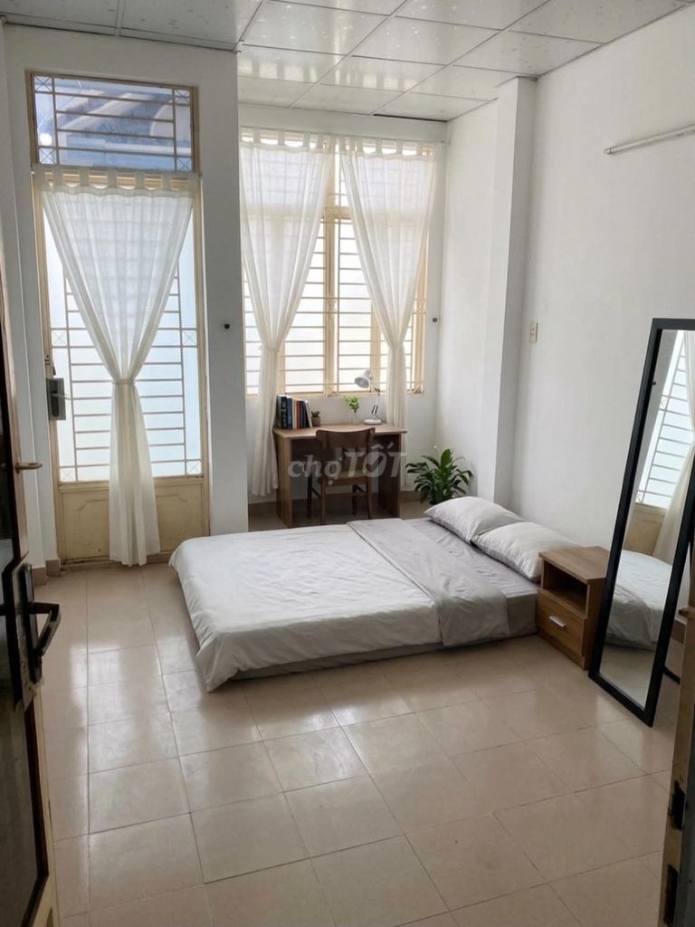 Share in the original Gò Vấp building at the convenient center.