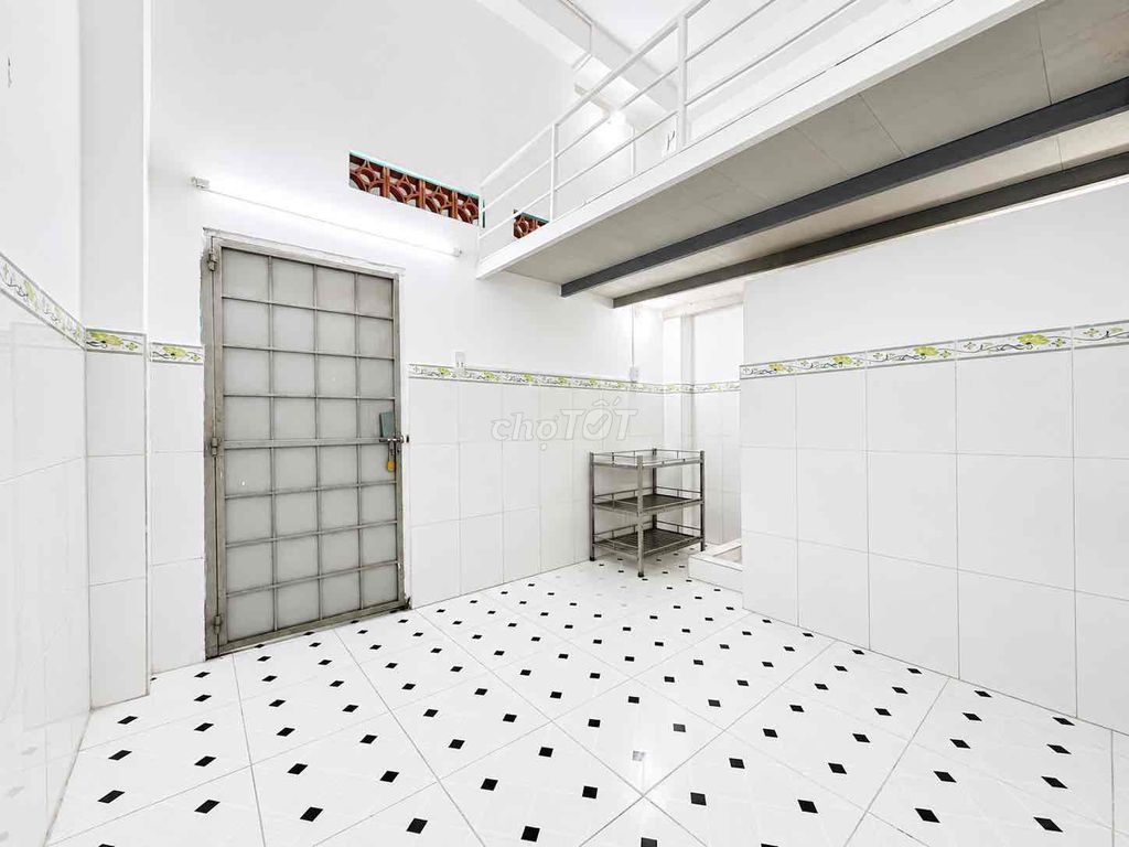 The super-beautiful Room is built right in the middle of the period