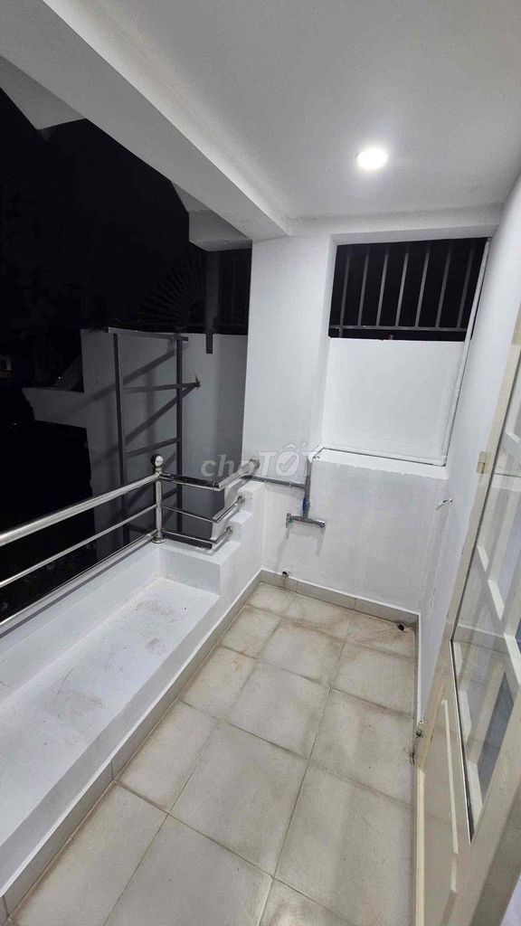 studio full interior The Better Private Wash is on the picture