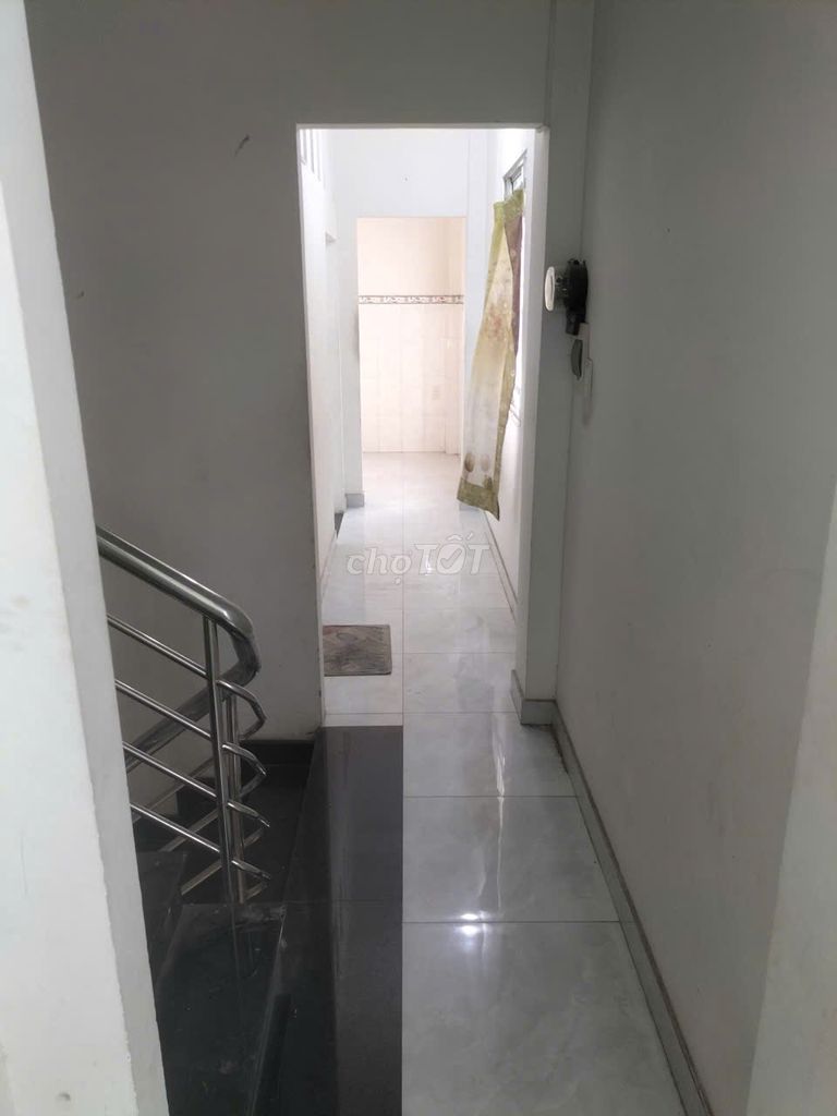 Let's rent out the entire first floor, 40 meters-3, bedroom, bedroom, WC-Trần Thanh Mại.