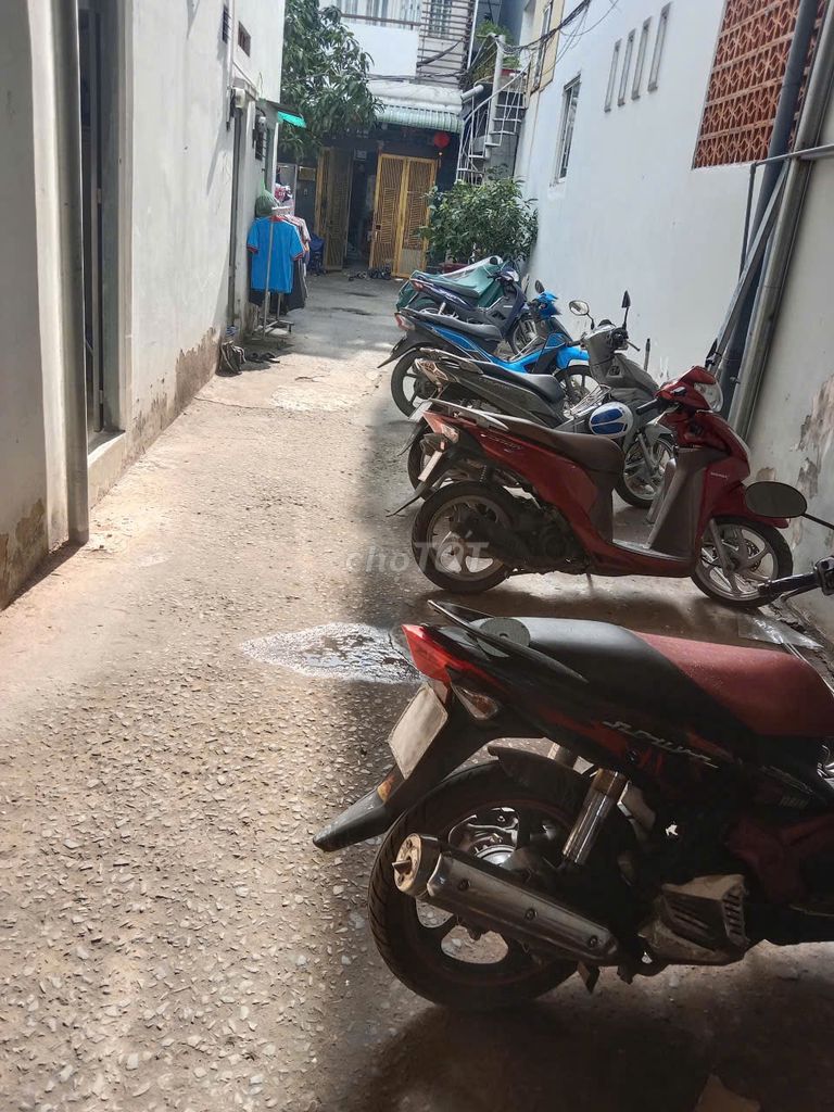Let's rent out the entire first floor, 40 meters-3, bedroom, bedroom, WC-Trần Thanh Mại.