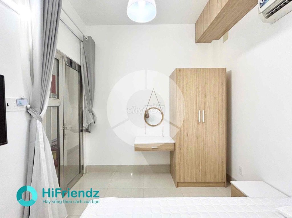 Clean room with air conditioning, bed-splitter, district 6