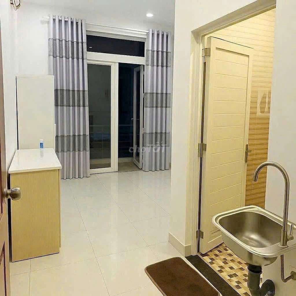 High-end boarding room