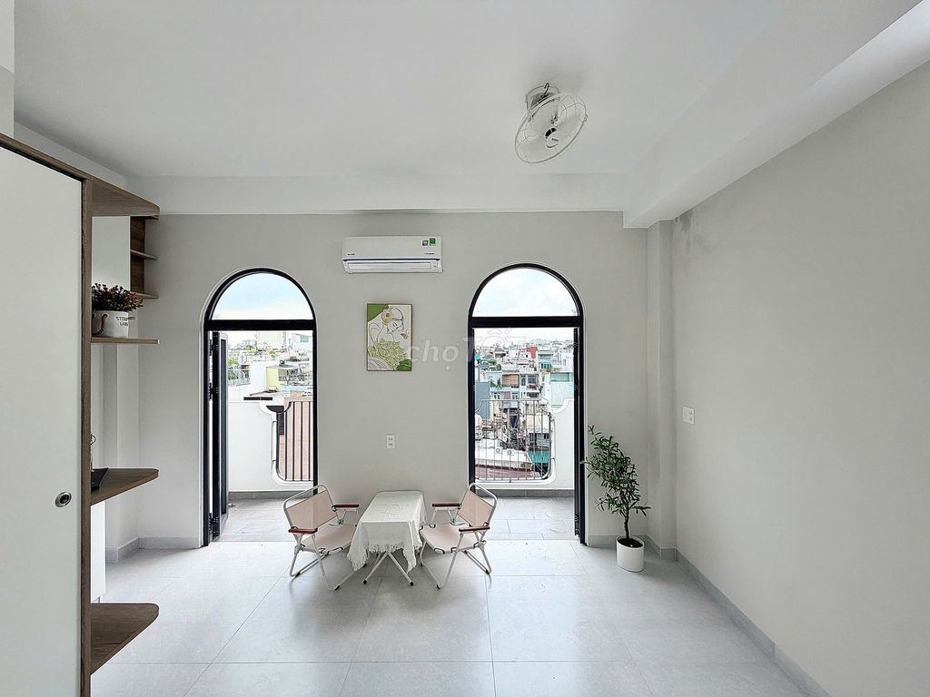 The new rented room is 100% full of furniture in Nguyễn Súy right at the New Xiang Market