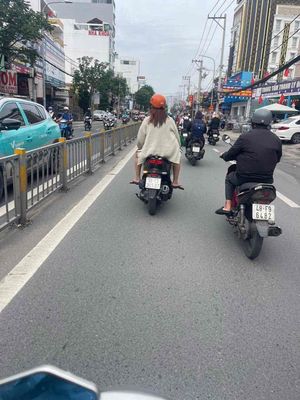 Rent a Nguyễn Thị Thập cash house near Go. area 5 m x 30 meters at 35 million