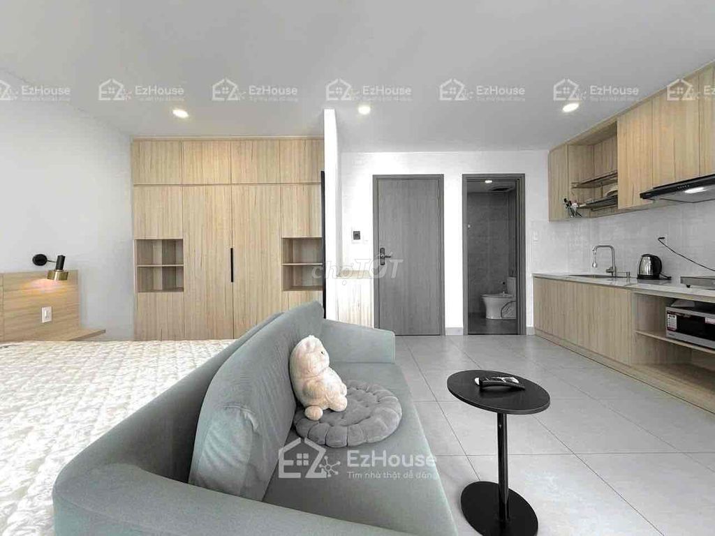 Room 40 m2_Studio Large balcony_2 Hoa Hồng