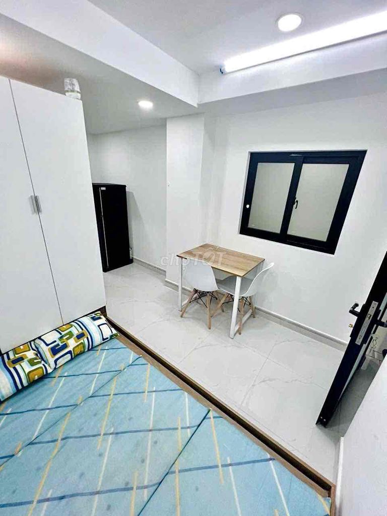 The studio is full of furniture on Phan Văn Trị.