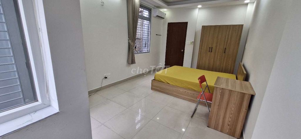 35 M2 toilets, private kitchen, balcony, full interior.