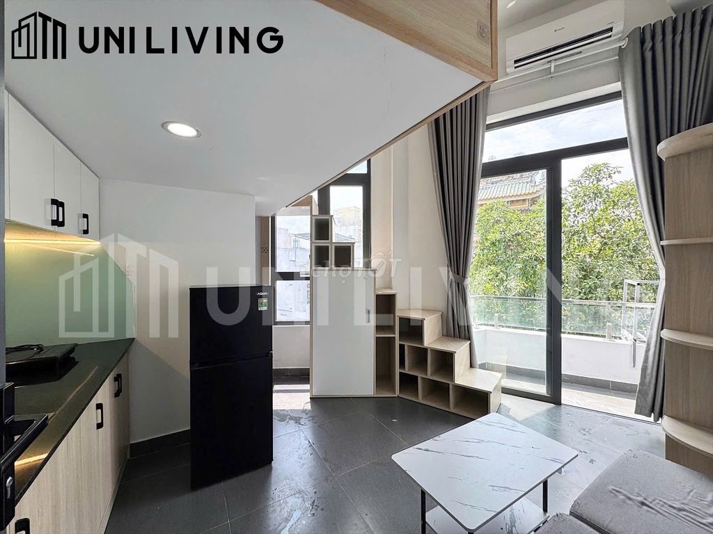 A clear room for Duprix Ung Văn Khiêm - clear balcony, right here!