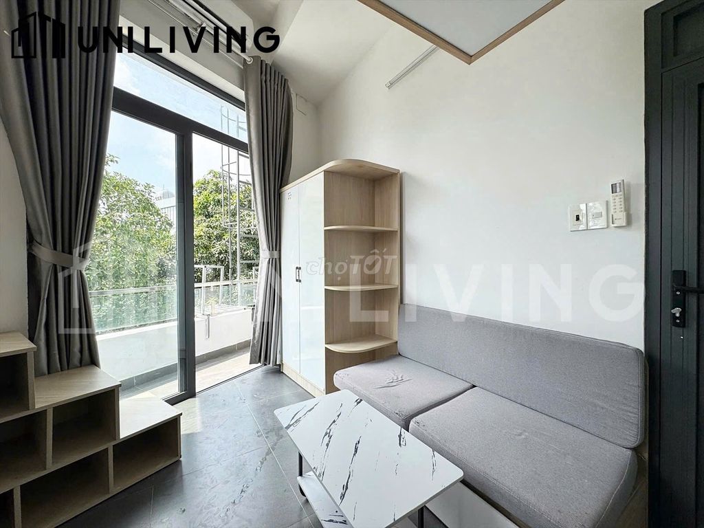 A clear room for Duprix Ung Văn Khiêm - clear balcony, right here!