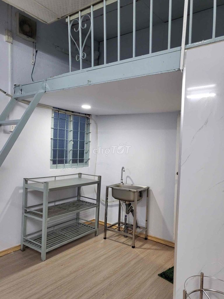 renting rooms on số 30 P.an's, college