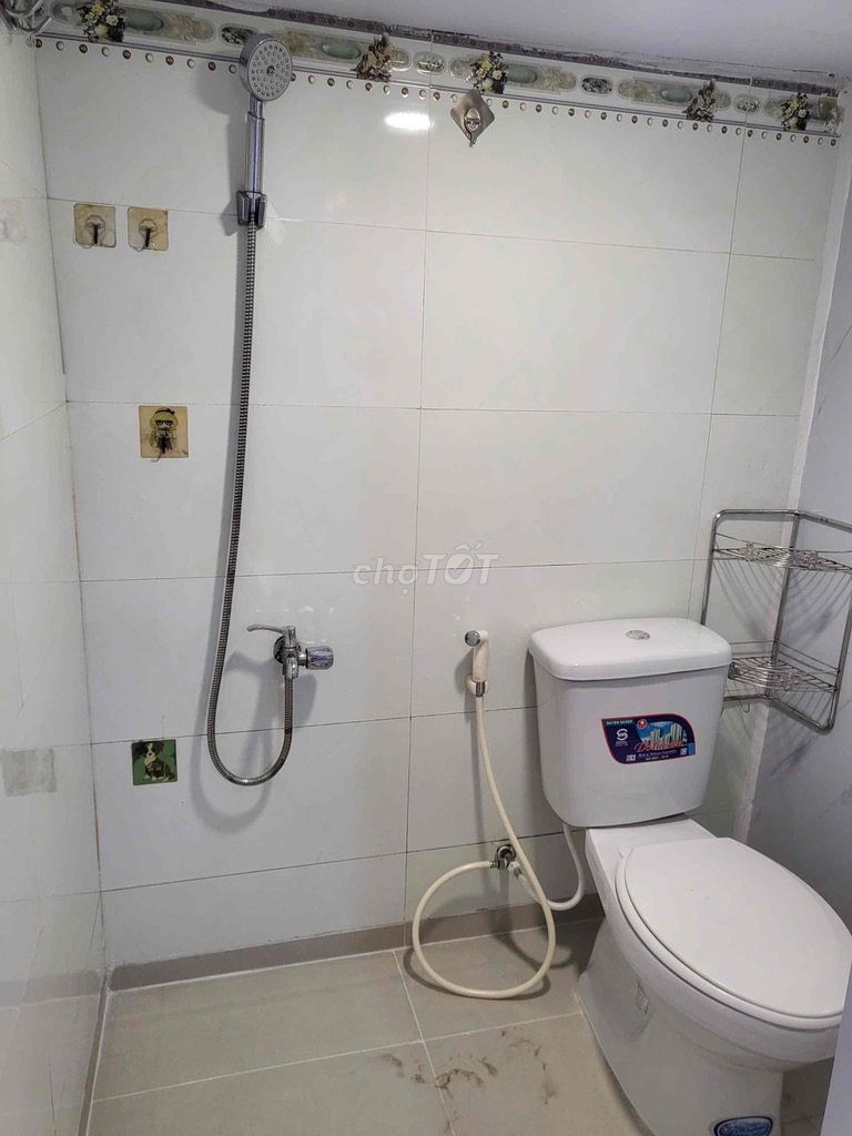 renting rooms on số 30 P.an's, college