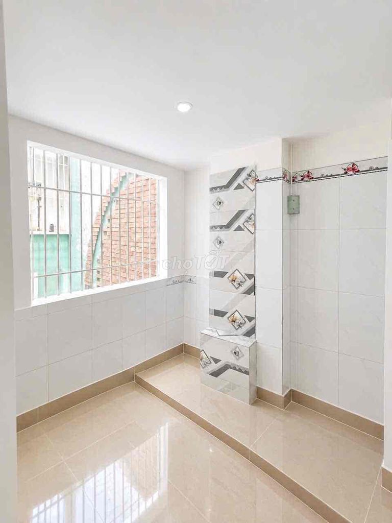 The new service apartment only comes from four.