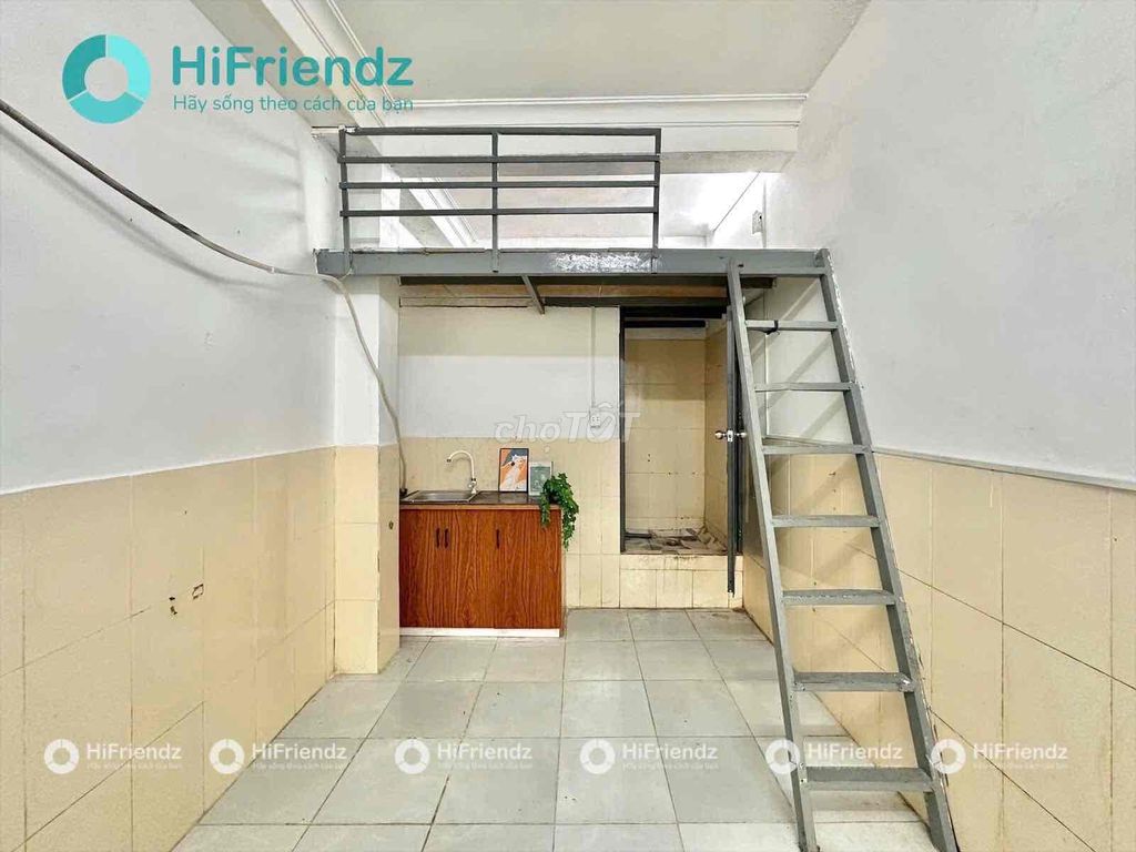 Rent the free time room, even Lê Trọng Tấn University of Public Trade.
