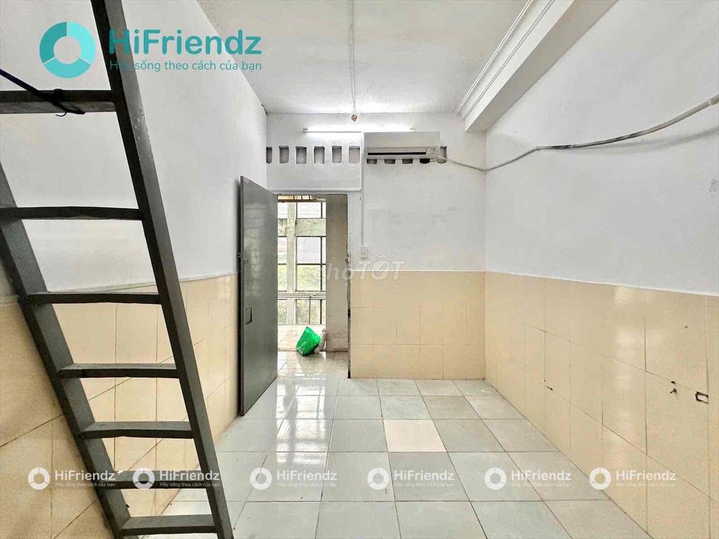 Rent the free time room, even Lê Trọng Tấn University of Public Trade.