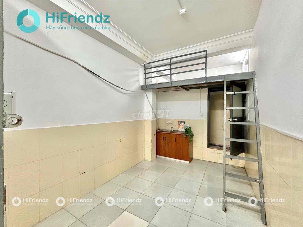 Rent the free time room, even Lê Trọng Tấn University of Public Trade.
