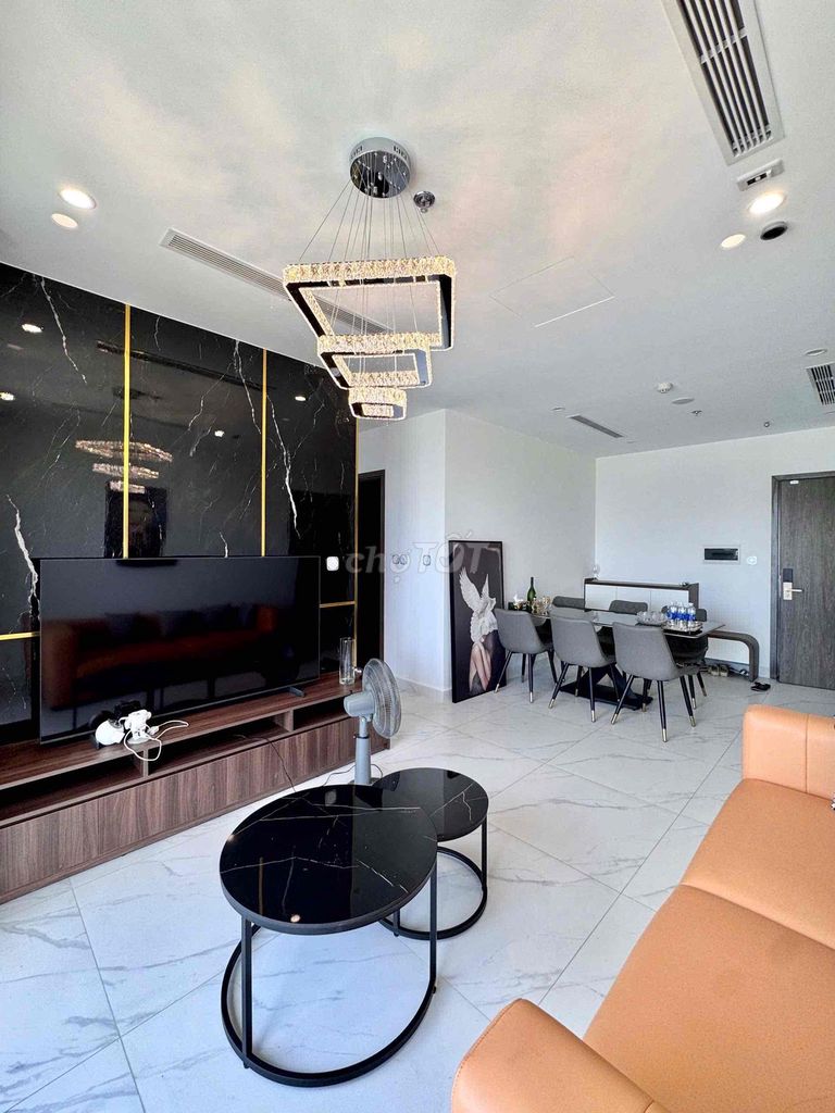 Rent three Vinhomes Grand Parks. 9th.