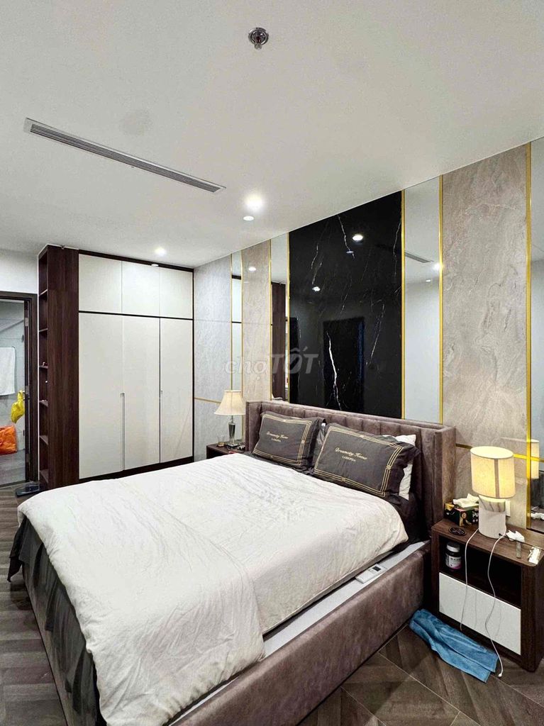 Rent three Vinhomes Grand Parks. 9th.