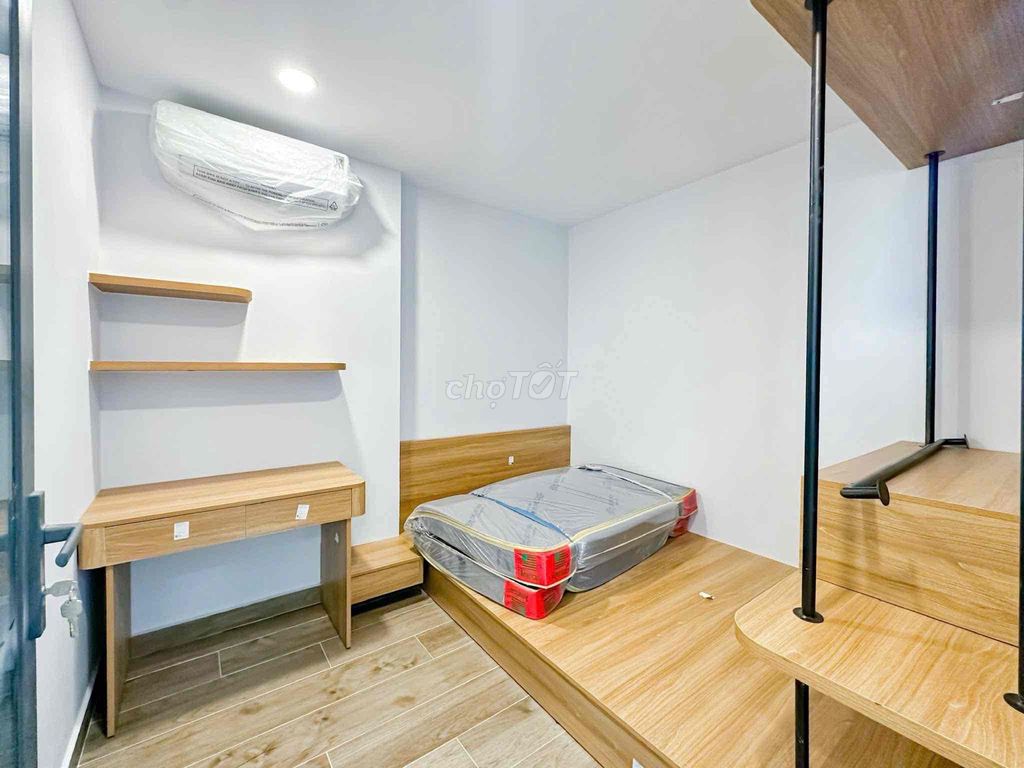 A new bedroom 100 percent balcony Nguyễn Đình Chiểu private washing machine, District 3.