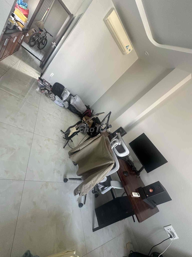 September's last room nearh,vlu Gò Vấp free 1/3 rent