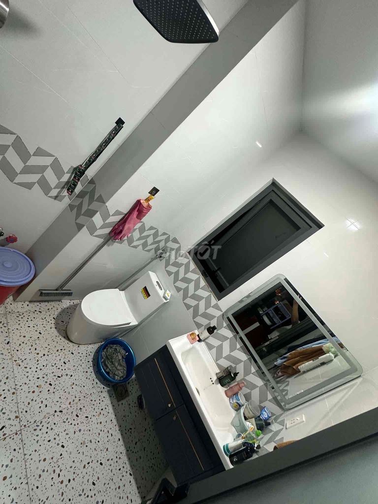 September's last room nearh,vlu Gò Vấp free 1/3 rent