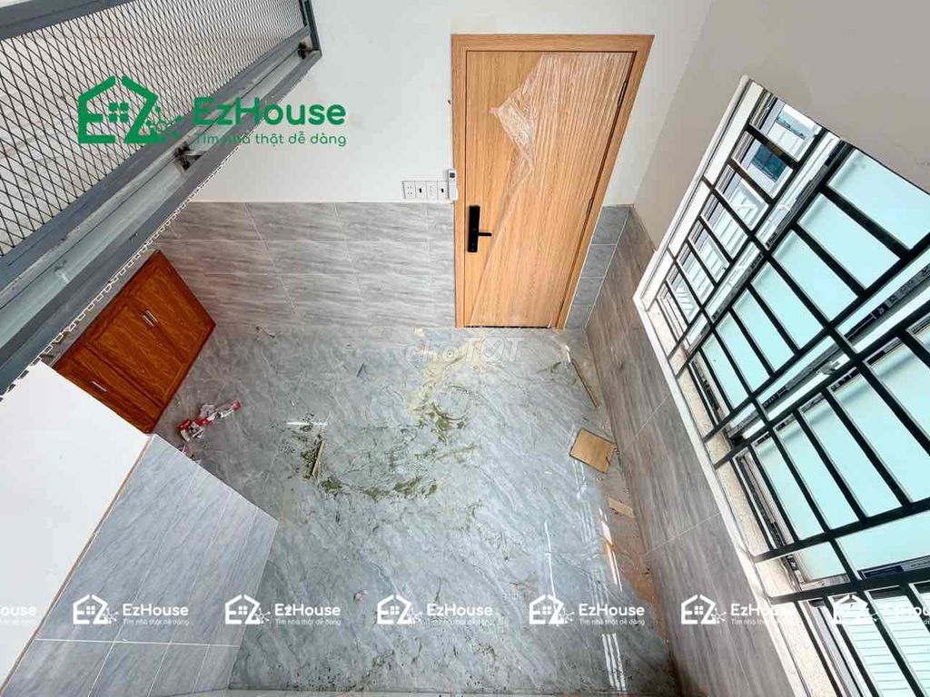 A 100 percent new building house, 100 percent walk through industrial college, support first base, in the margins.