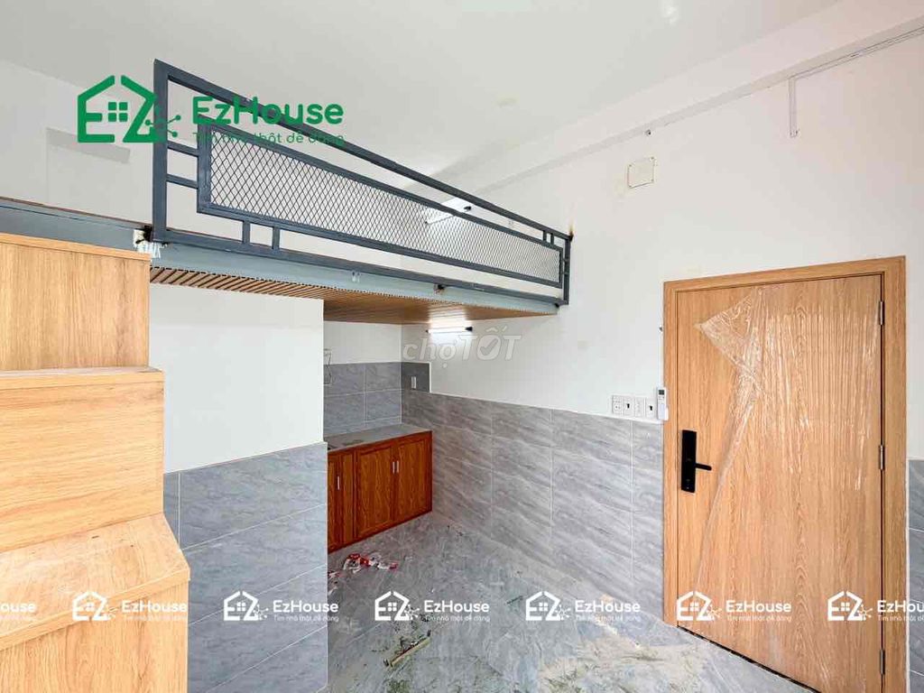 A 100 percent new building house, 100 percent walk through industrial college, support first base, in the margins.